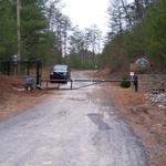 On Saturday Tom, Jerry, Chip and Dennis Built The Block Wall, Then We Stoned It. Looks GREAT!