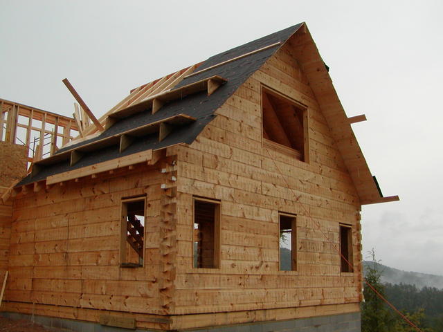 Roof Being Put On Over Master Bedroom