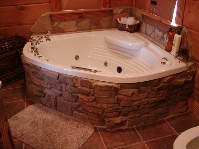 Whirlpool Tub In Master Bath