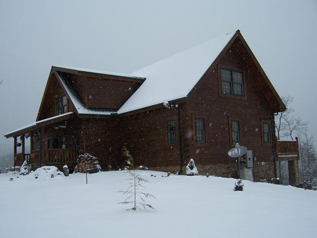 Cabin View Coming Up Main Road