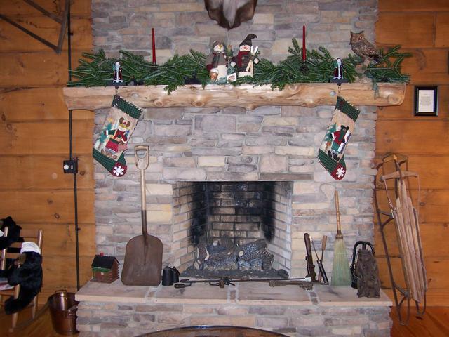 Fire Place With Garland And Stockings