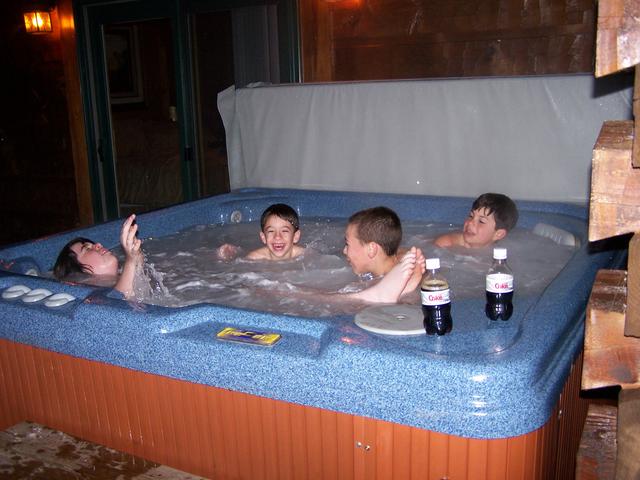 Ian, Payton, Dustin And Josh In The Hot Tub